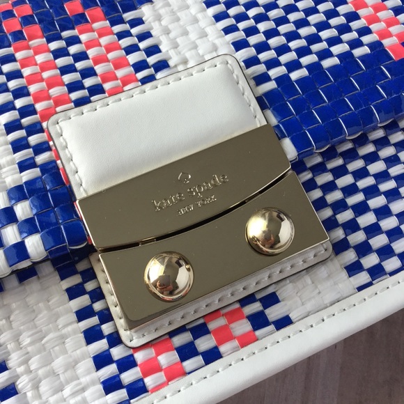 Kate Spade STORYBOOK Woven Bay Drive Chloe Finn Clutch - Picture 7 of 11